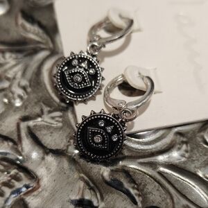 ❌SOLD❌ Free with any purchase - Drop earrings NEW